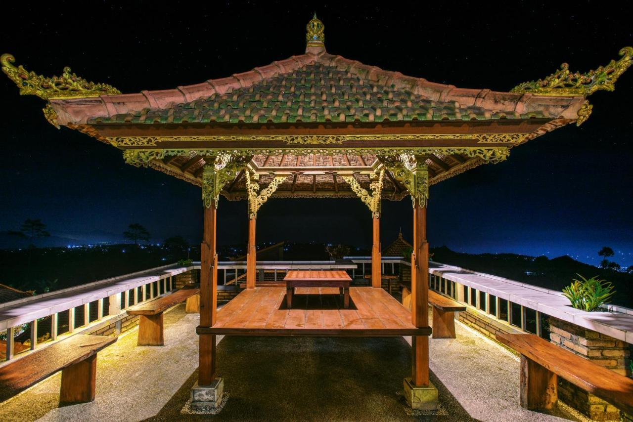 The Garuda Villa And Restaurant ブドゥグル エクステリア 写真