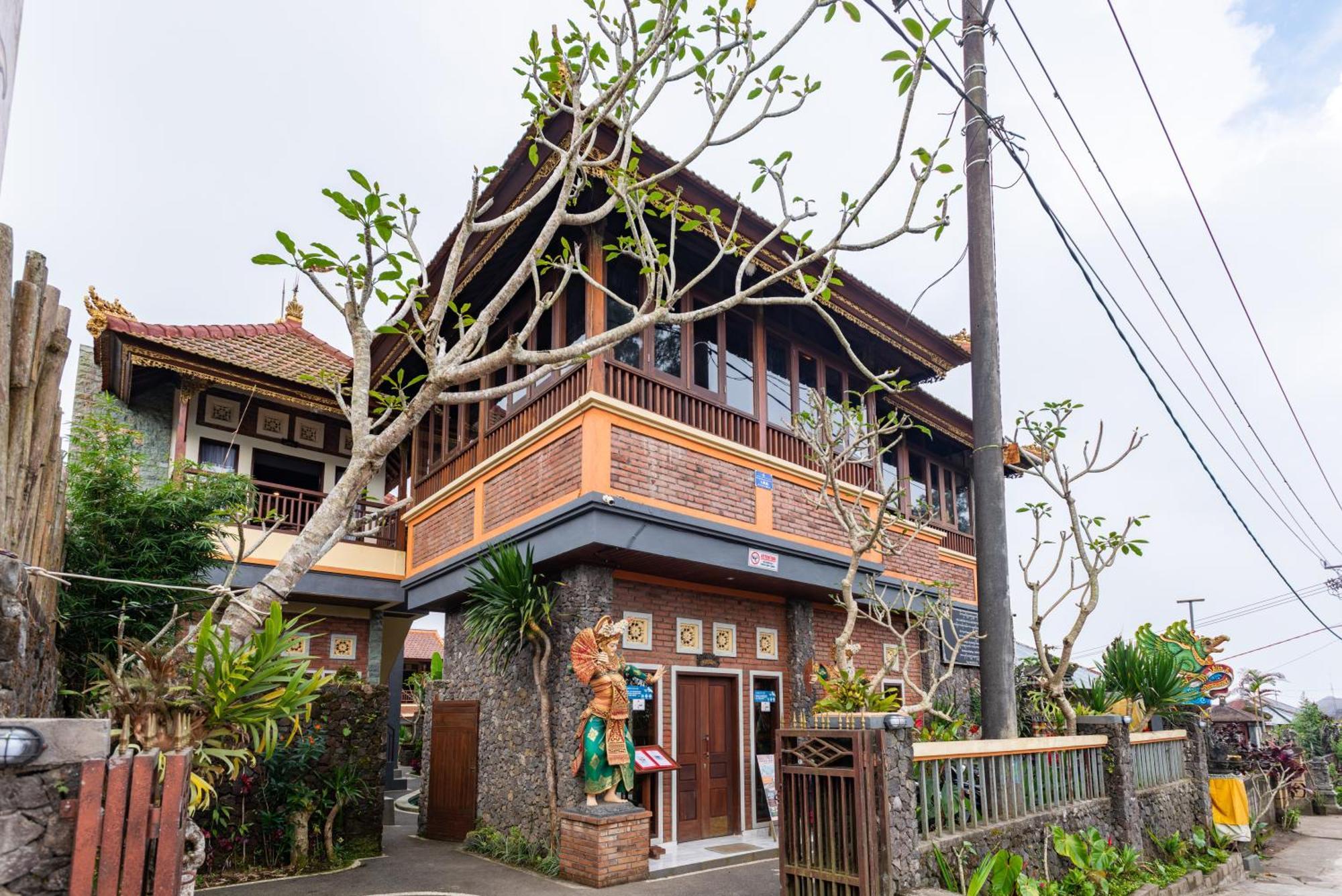 The Garuda Villa And Restaurant ブドゥグル エクステリア 写真
