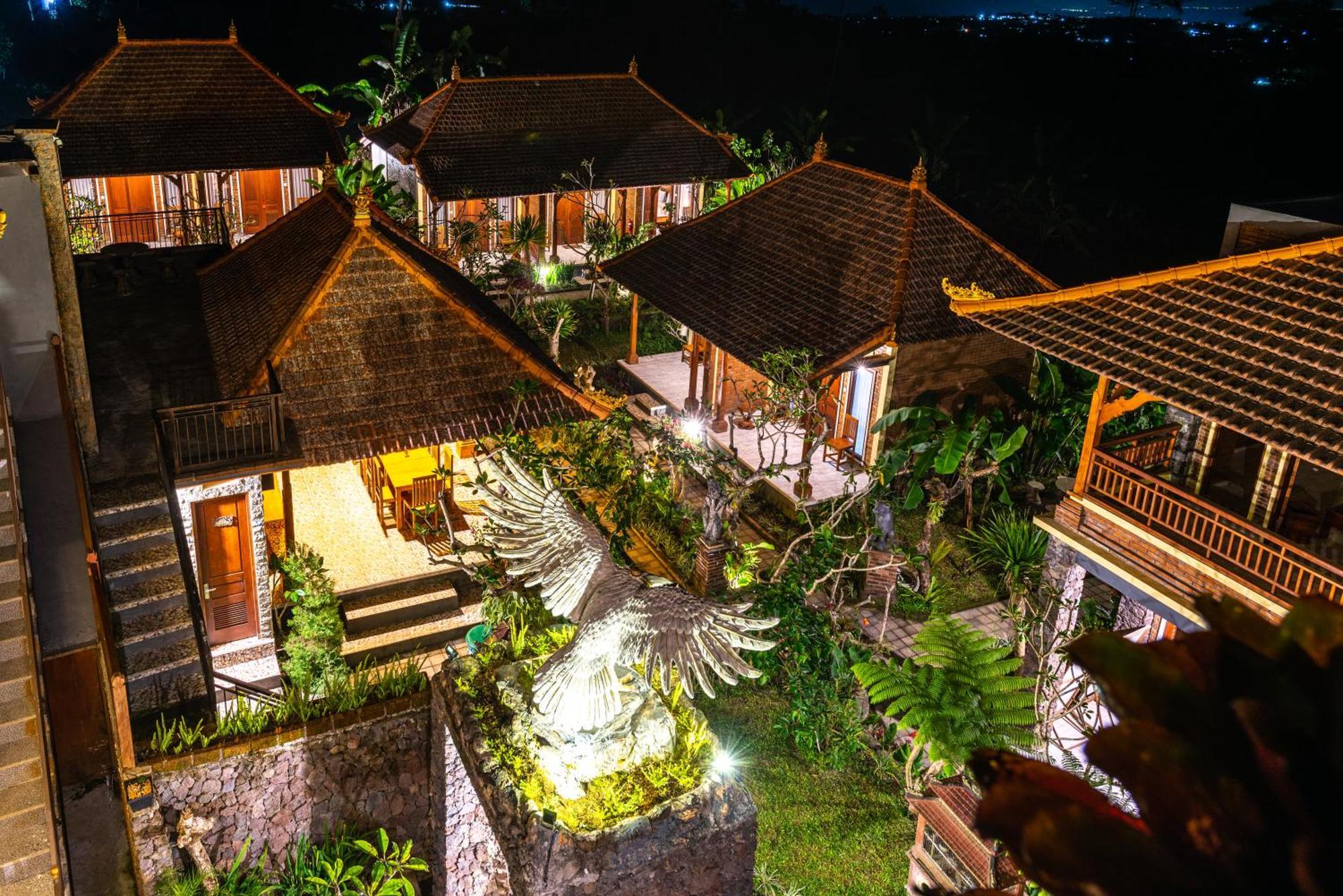 The Garuda Villa And Restaurant ブドゥグル エクステリア 写真